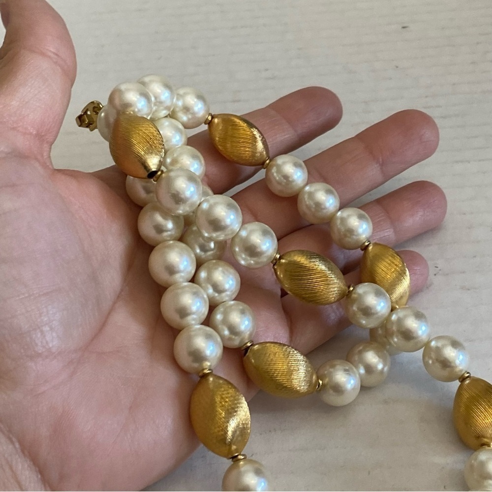 Vintage Napier Chunky Faux Pearls Gold Plated Beads Necklace Jewelry Classic